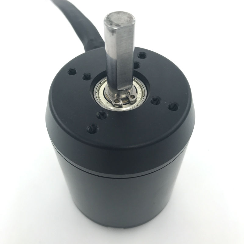 محرك تيار مستمر بدون فرشاة عال - مراجعة 6384 Brushless Motor Sensored وسعره